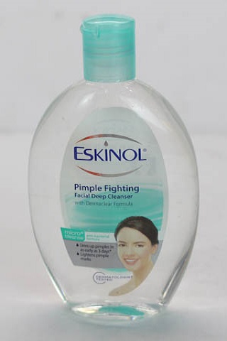 [2052] Eskinol Facial Cleanser Adv DERMACLEAR Pimple Fighting 6x225ml (Inner)